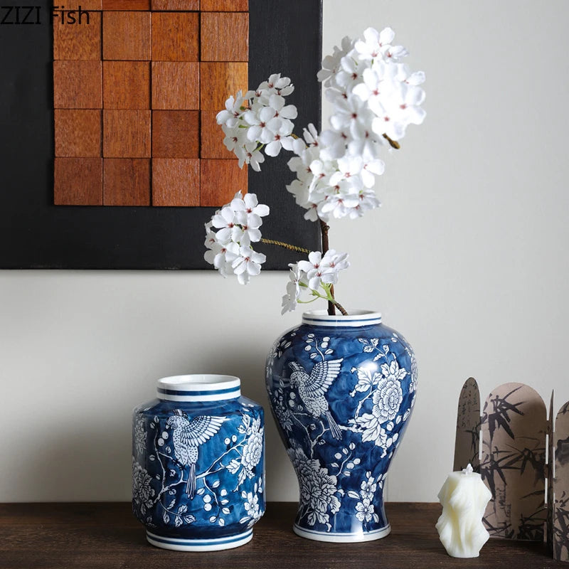 vases bleu blanc fleurs oiseaux feuillage classique decoration table arrangement fleurs moderne
