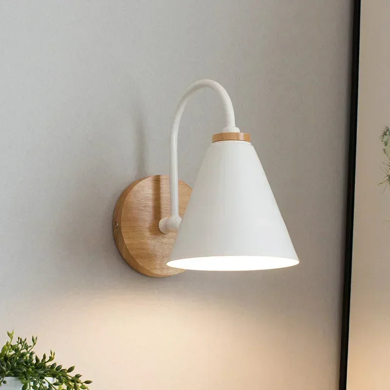 applique murale moderne bois blanc noir éclairage quotidien minimaliste fixée mur led chambre cuisine