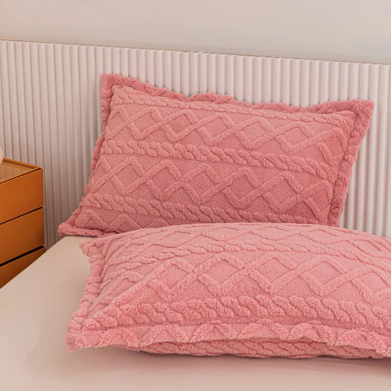 taies d'oreiller jacquard papillons brodés gris bleu rose vert beige violet modernes lit hiver