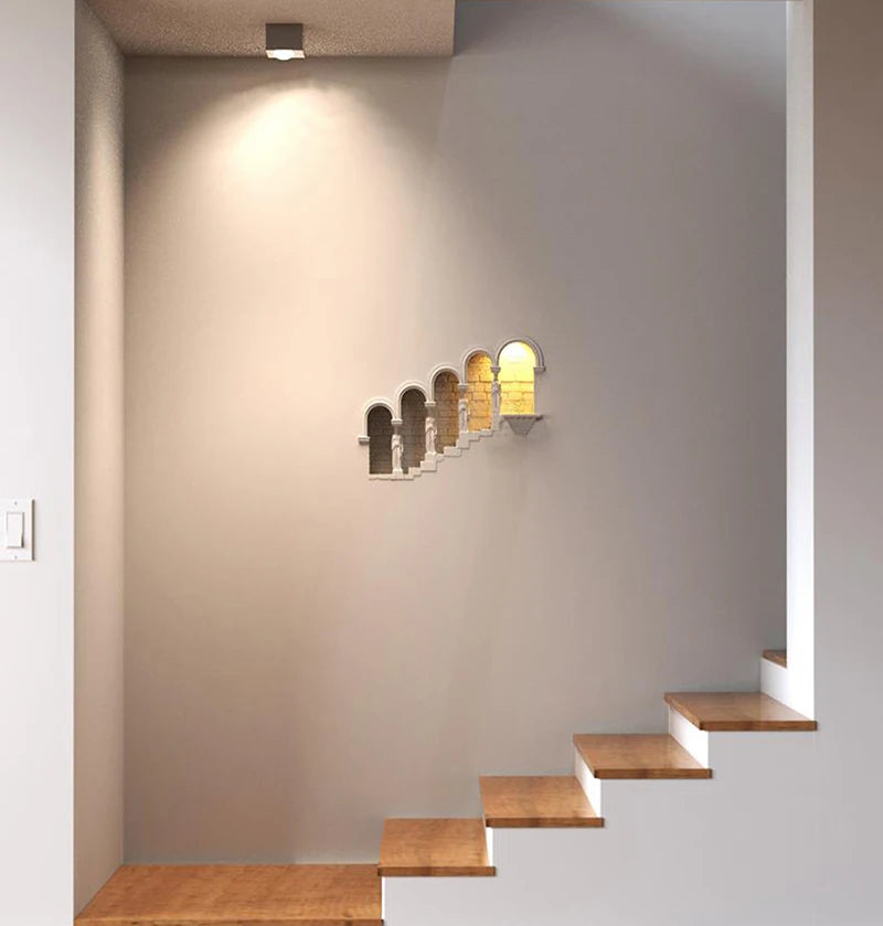 Applique murale escalier LED encastrée design Athènes allumée dans un couloir