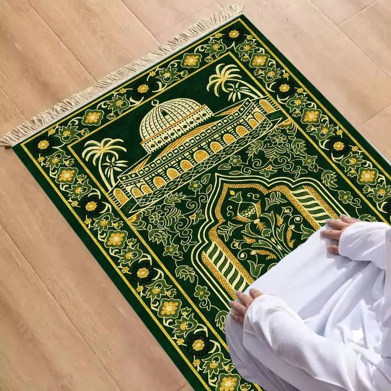 tapis prière musulman vert foncé motif mosquée fleurs dorées velours épais maison
