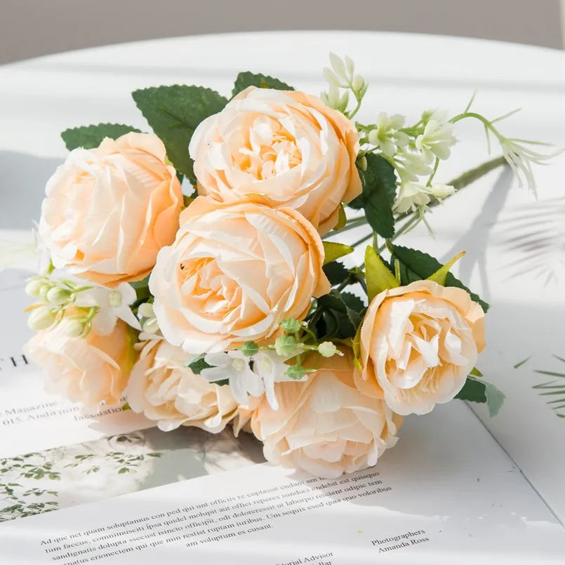 bouquet artificiel soie pivoine rose violet blanc décoration intérieure classique rustique vase transparent