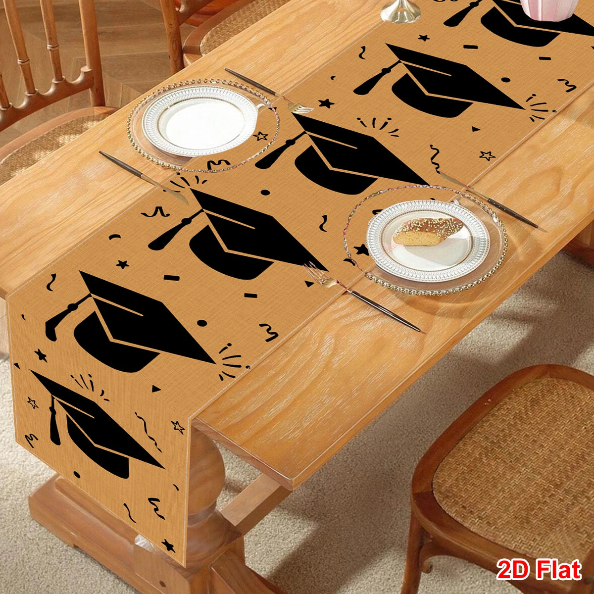 nappe table cérémonie remise diplômes motif chapeaux étoiles abstrait décoration fête graduation beige noir