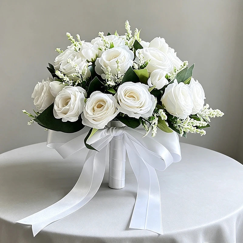 bouquet fleurs artificielles roses blanches vertes mariage blanc voile romantique classique