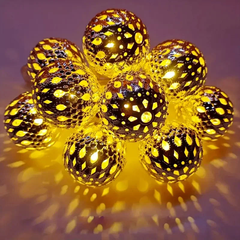 guirlande lumineuse solaire or noir 50 led modes moderne perforée géométrique festive extérieure