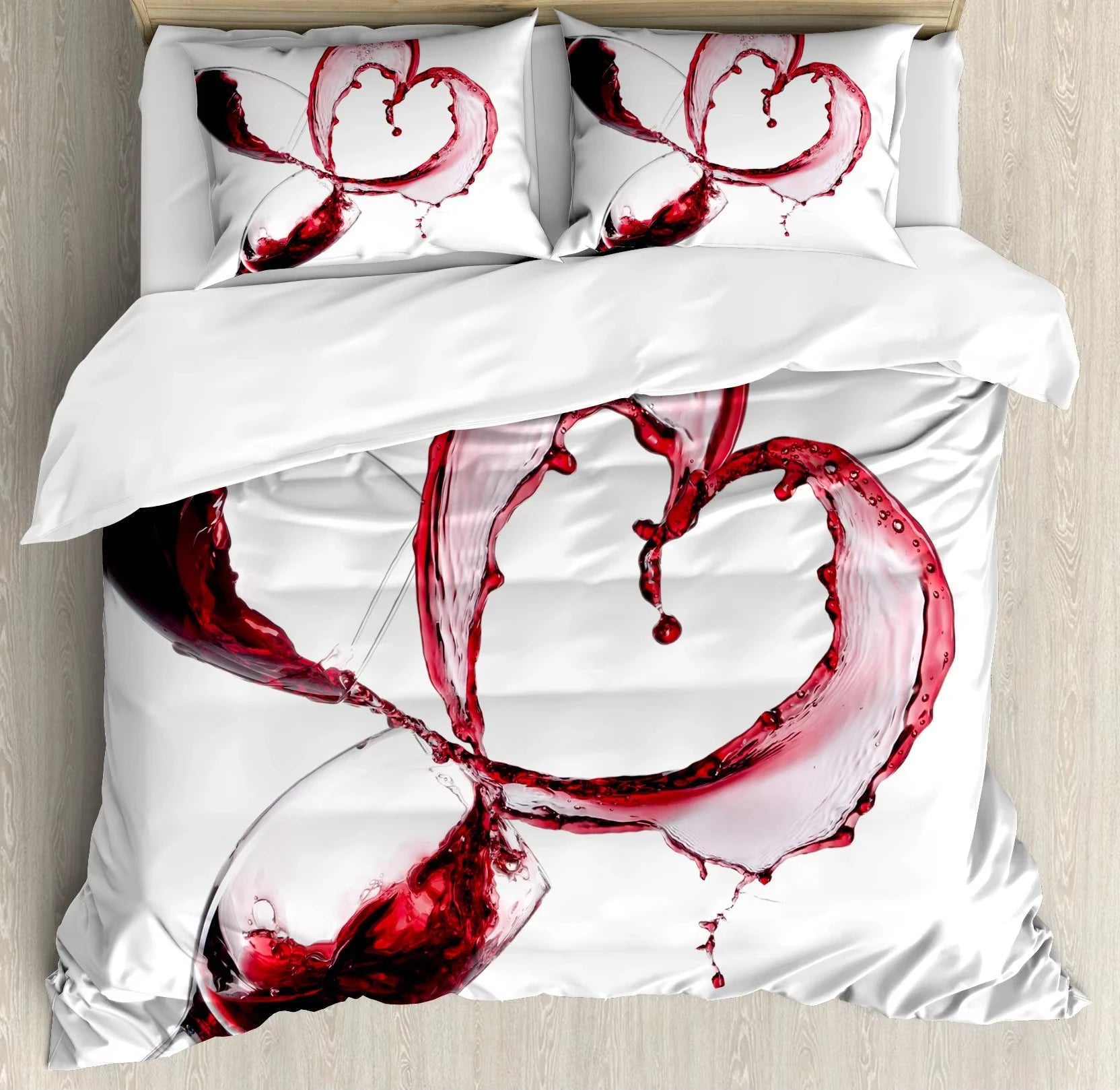 Housse de couette coeurs léopard dans chambre avec décoration douce et élégante