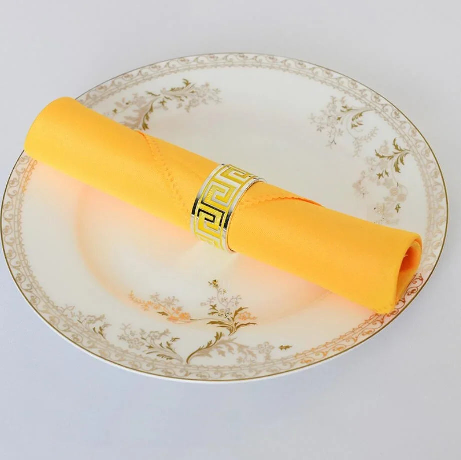 serviette table polyester unie bordure dentelle classique mariage décoration restaurant