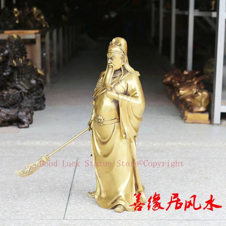 statue bronze doré guerrier traditionnel chinois longue barbe bâton faucille détails sculptés complexe