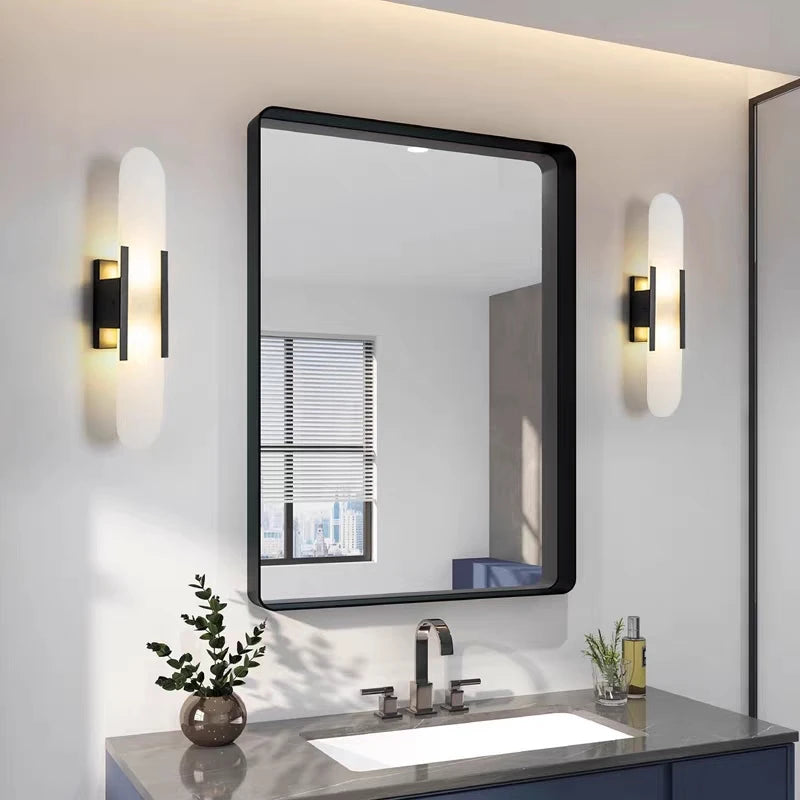 applique murale moderne marbre blanc doré texture marbrée éclairage led flux lumineux élevé murale