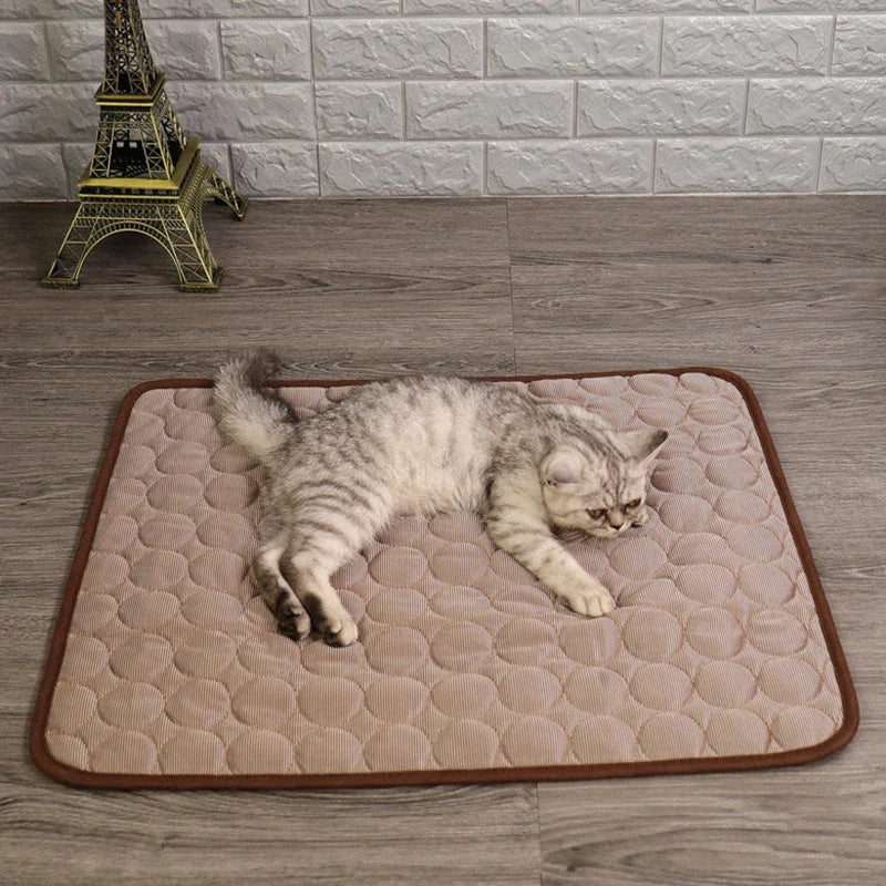 tapis rafraîchissant d'été chat chien couverture respirante maille points bleu gris rose
