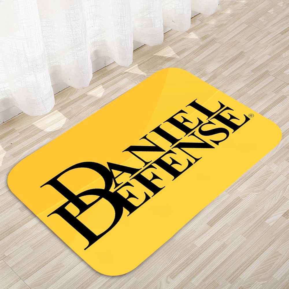 tapis moderne noir jaune rouge antidérapant lettres stylisées fleurs petites graphique intérieur porte couloir