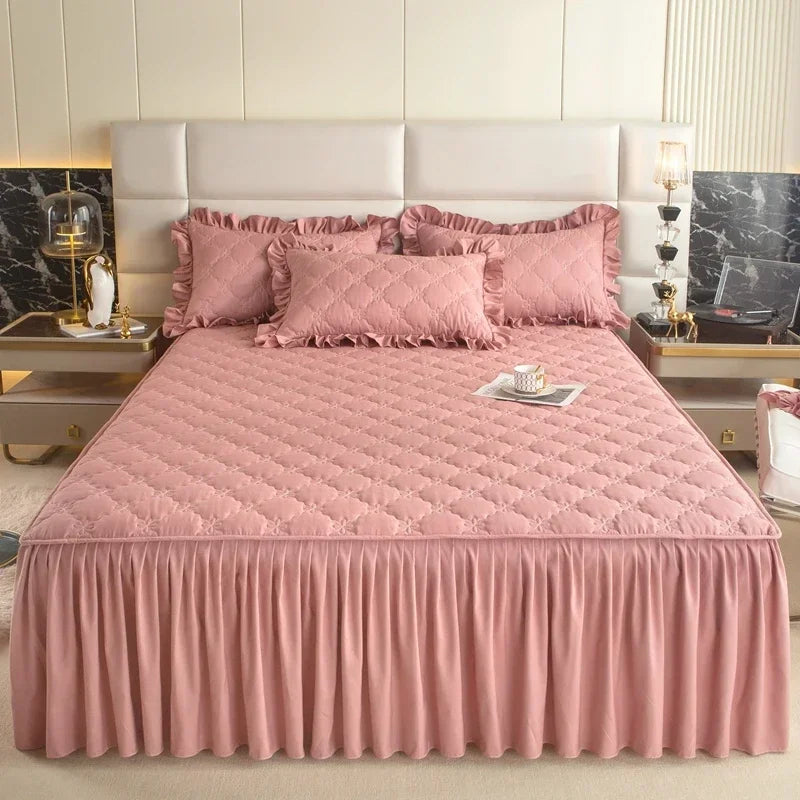housse lit blanche quiltée volants classique coton polyester maison douce protection matelas