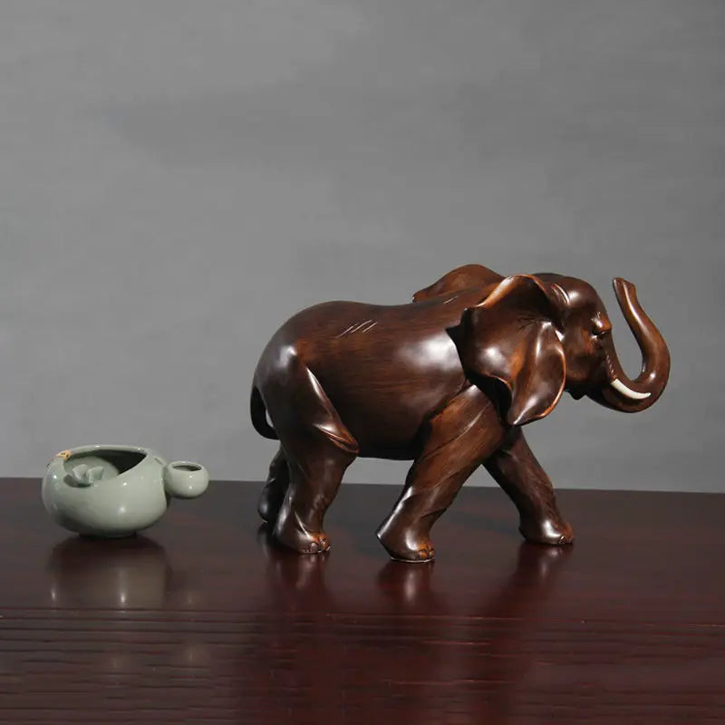 statuette éléphant résine marron foncé sculptée relief décorative maison réaliste