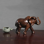 statuette éléphant résine marron foncé sculptée relief décorative maison réaliste