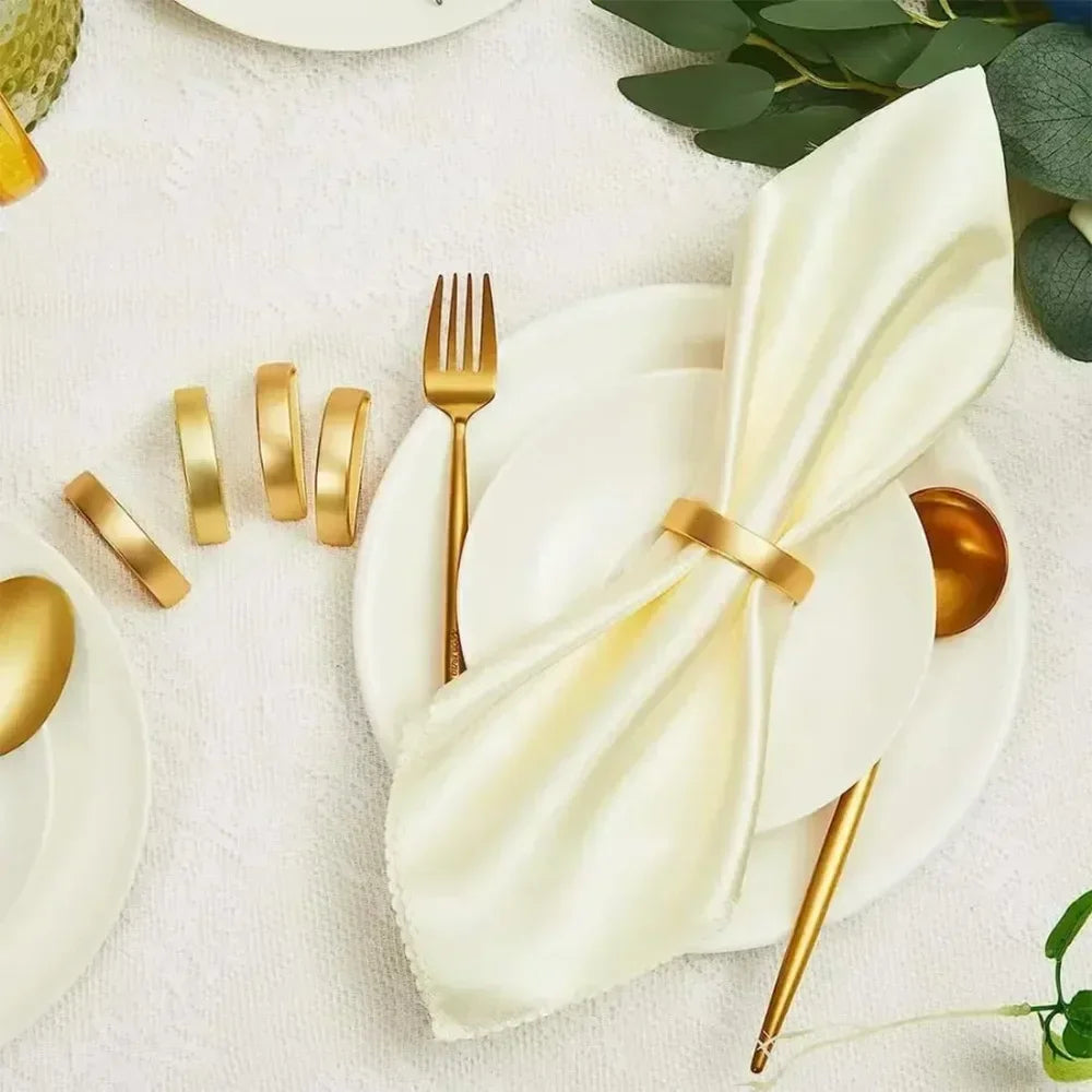 anneaux serviettes moderne doré lisse respectueux environnement set adhésif fourchette cuillère table