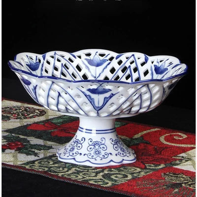 Assiette à bonbons en porcelaine bleue et blanche ajourée