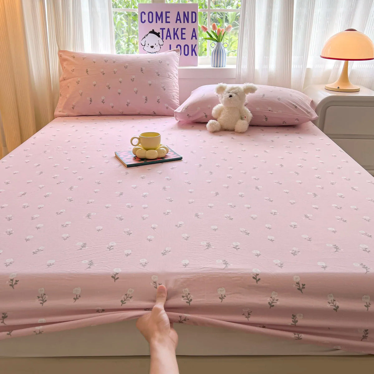 drap housse coton polyester lit adulte rose clair petits motifs fleurs élastique moderne 120x200cm
