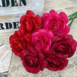 décoration intérieure fleurs artificielles soie rouge rose blanches classiques tringle mariage anniversaire