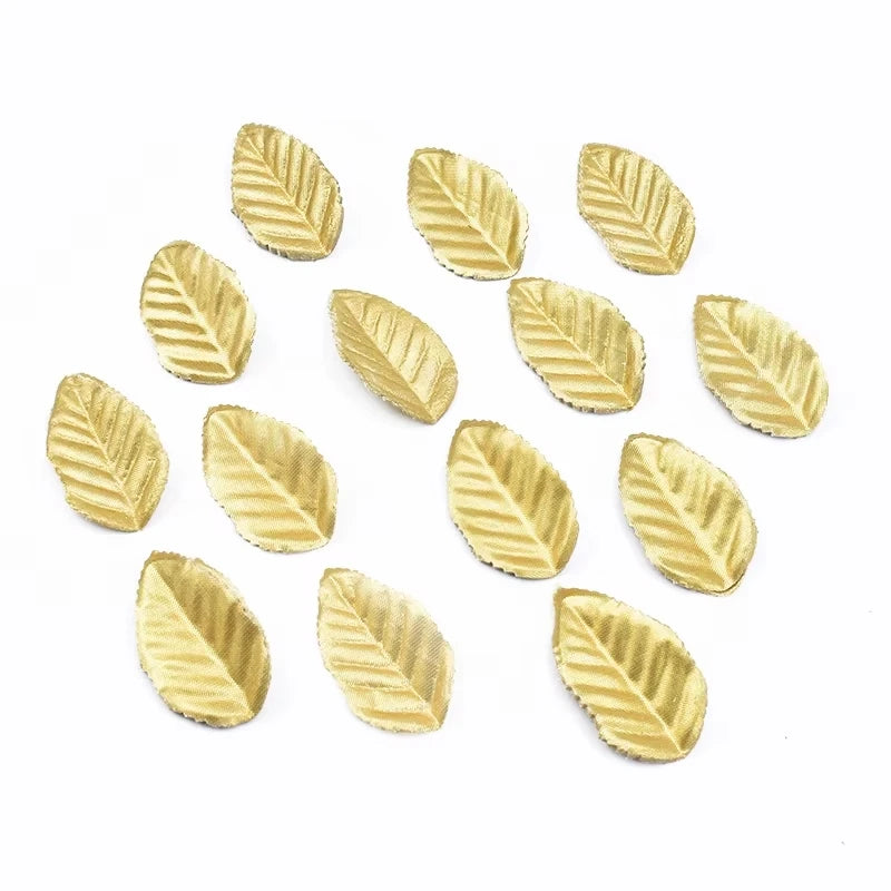 feuilles decoratives dorées rayees accessoires festifs cloche sapin boules noel
