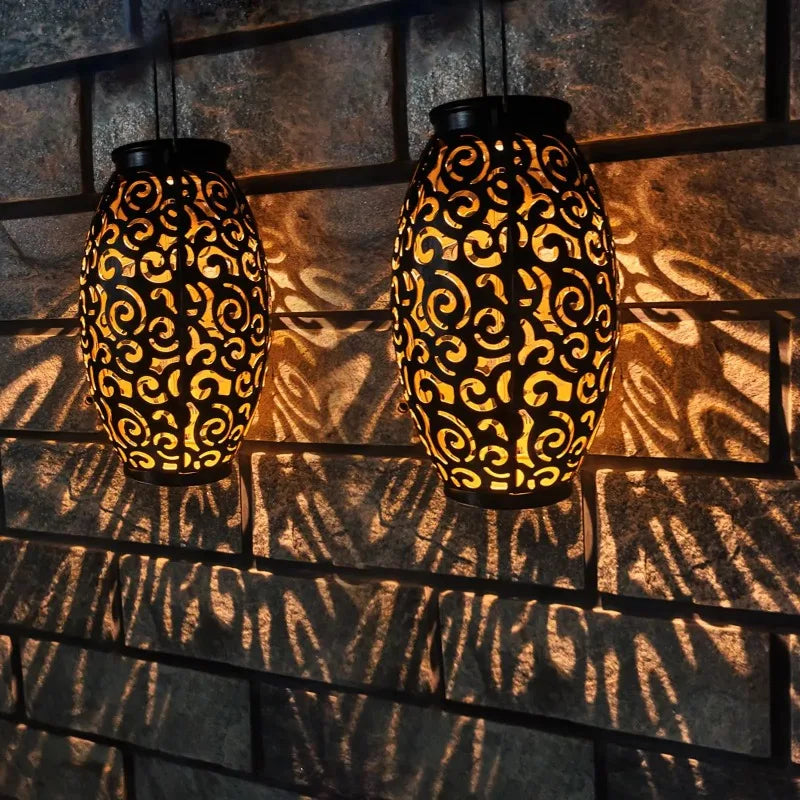 lanterne solaire suspendue noire spirales dorées extérieure artisanale ip44