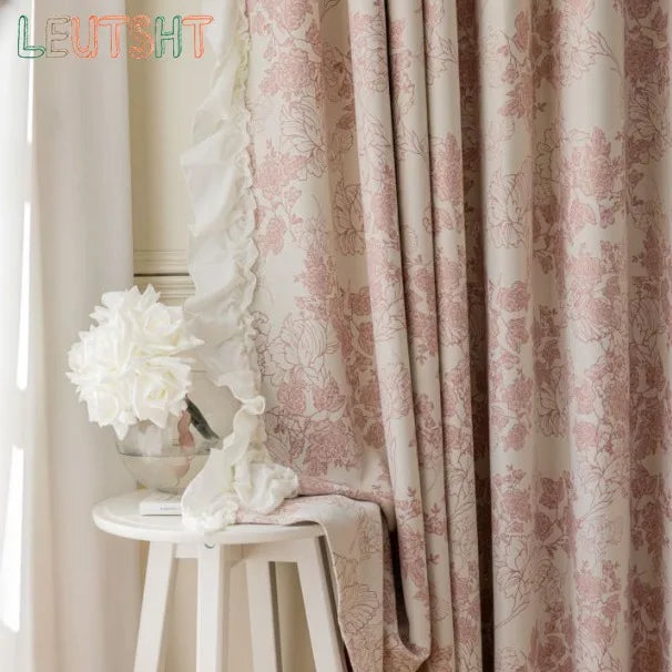 rideau opaque fleurs beige rose pâle classique romantique salon chambre