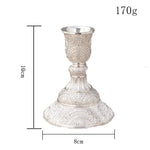 bougeoirs or argent ornements baroques chandelles mariage décoration intérieure classique gravures détaillées