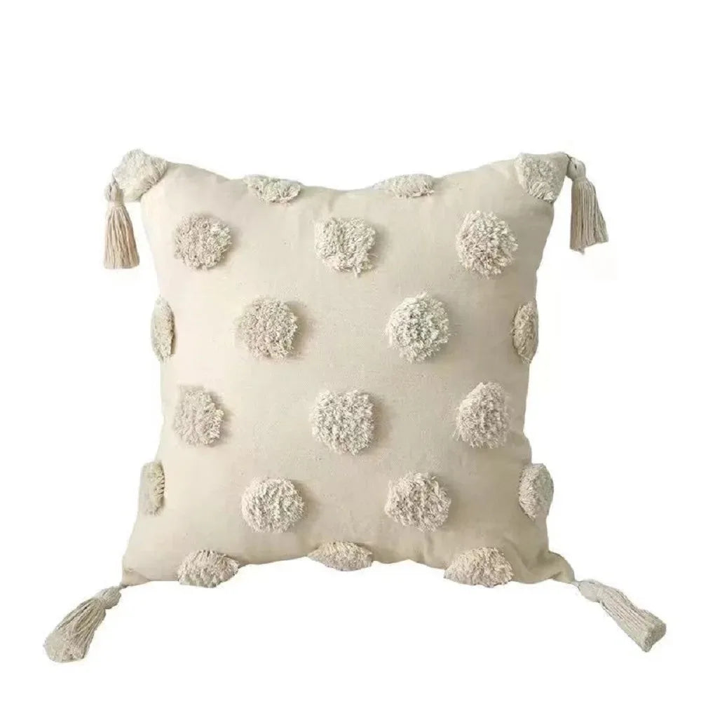 taies d'oreiller géométriques brodées boho chic couleurs beige orange gris franges respectueuses environnement decoration