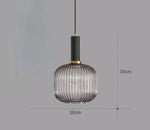 suspension lumineuse moderne vert rayures opacité câble noir chambre salon étude principal