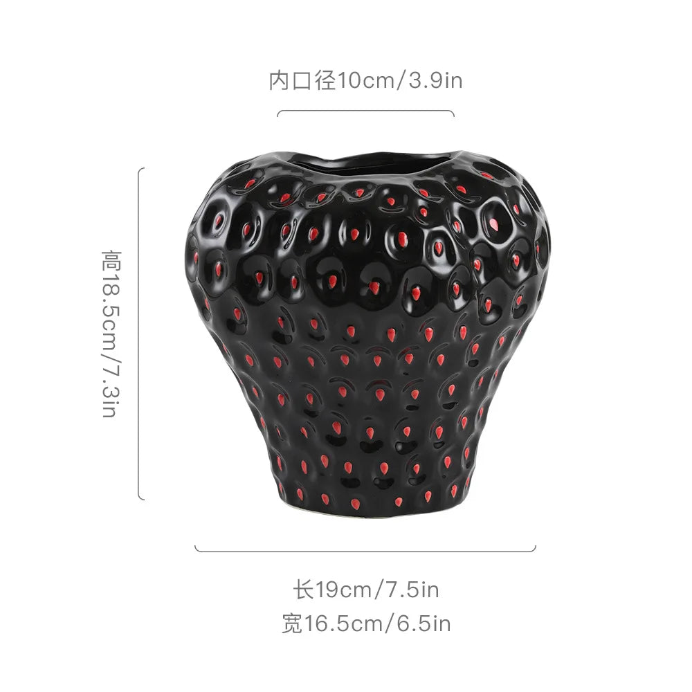 vase céramique moderne rouge rose fraises relief decoration maison creative fruit