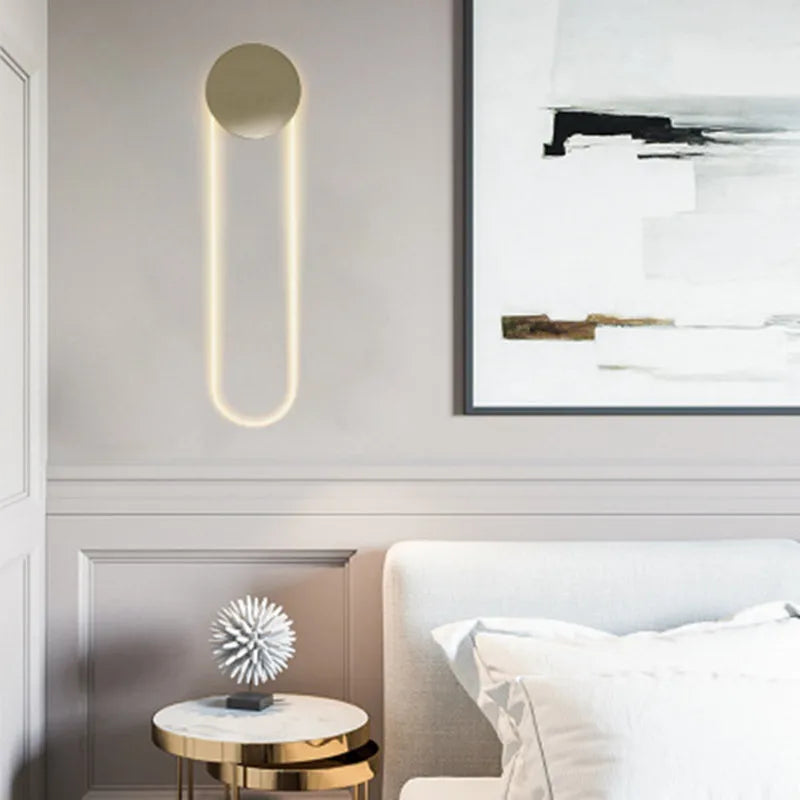 lampe murale moderne blanc doré éclairage neutre chambre contemporaine minimaliste étude salon