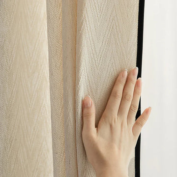 rideau beige clair moderne tissu texturé rayures diagonales opaque salon chambre maison