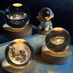 veilleuse globe céleste transparent doré planètes galaxie câble usb base bois deco chambre