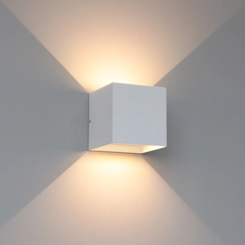 lampe murale led moderne 12w 24w blanc noir aluminium contemporain fixée vis adjustable