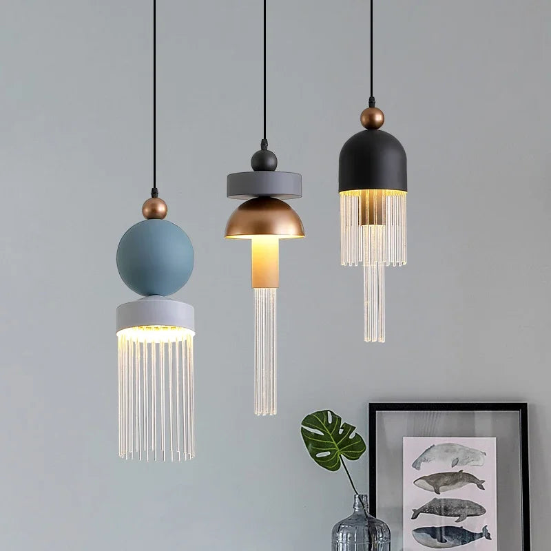 suspension lumineuse moderne noir doré scandinave franges translucides