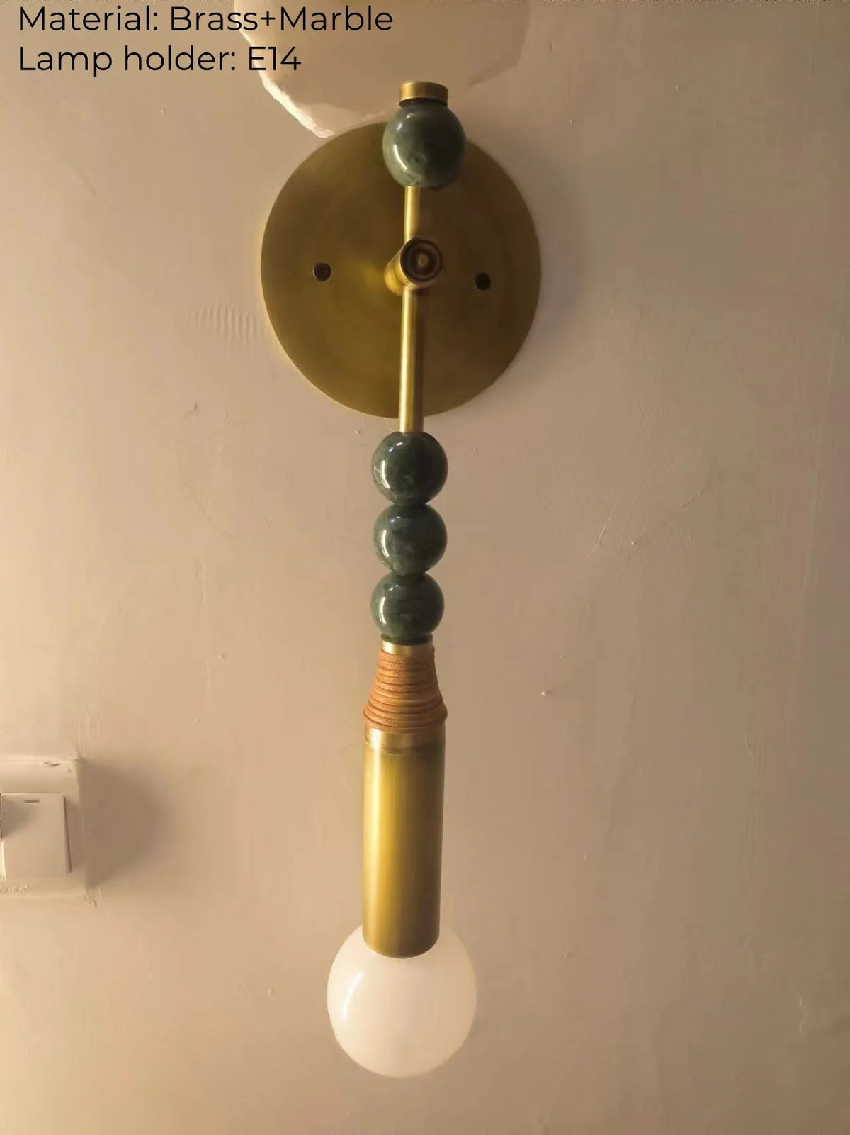 lampe murale moderne élégante bronze marbre finition métallique blanc gris noir