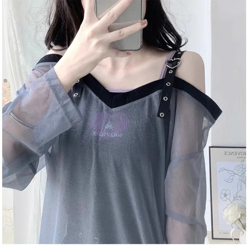Haut gris translucide femmes bandes noires moderne cou fendu printemps été polyesters transparent