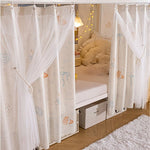 rideau lit superposé ours fleurs tissu texturé effet gaufré semi transparent doux enfantinDecoration tringle