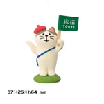 statuettes chats kawaii motifs japonais chapeaux bandoulières résine mignonne collectionnable
