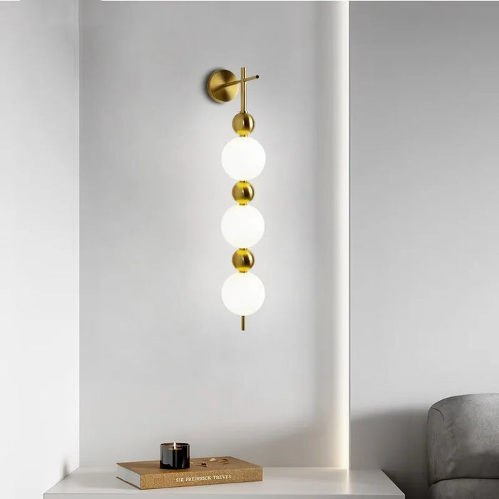 Applique murale en verre blanc design post-moderne pour salon
