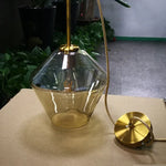 lampe suspendue moderne transparente chaîne dorée ampoule incluse flux lumineux variable certifications multiples sécurité