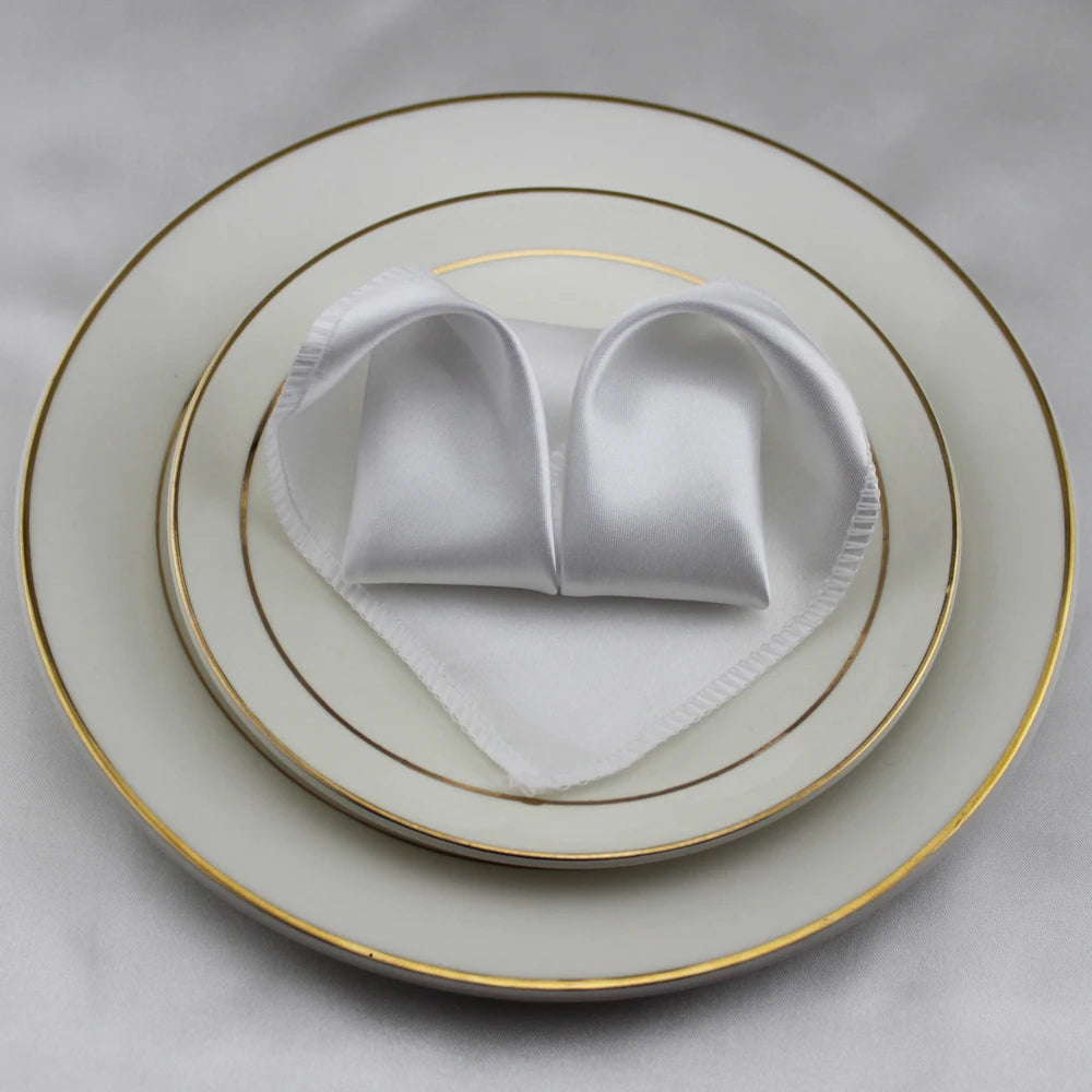 serviette table satin pliée forme coeur mariage décoration fête