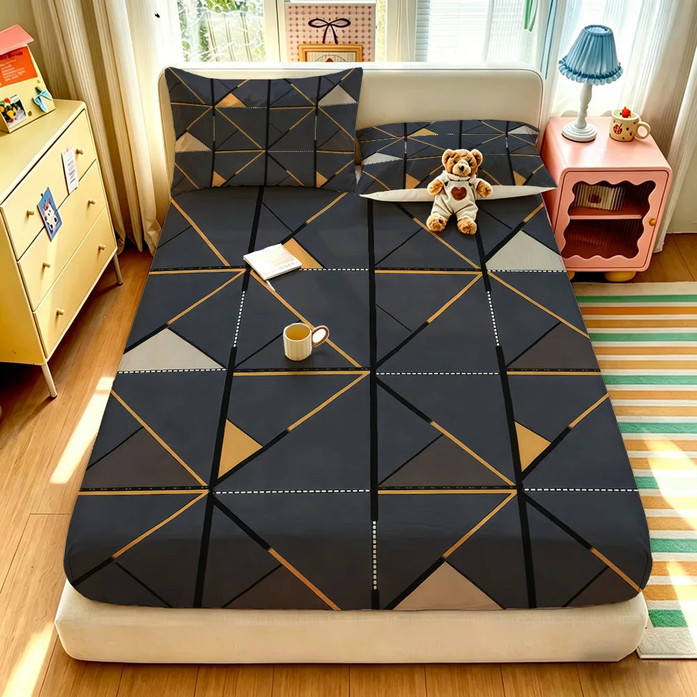 ensemble literie moderne drap housse bleu foncé gris doré motifs triangles taies oreillers adultes