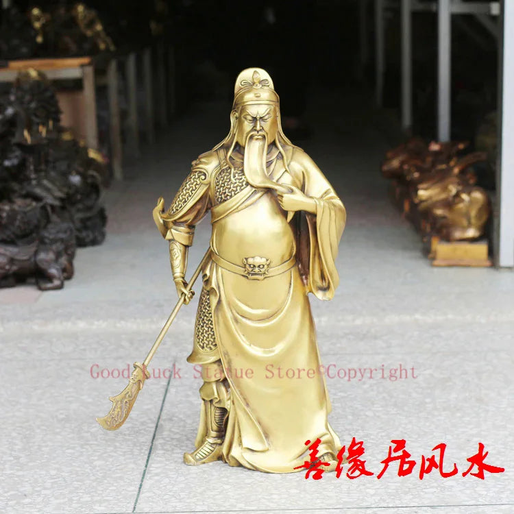 statue bronze doré guerrier traditionnel chinois longue barbe bâton faucille détails sculptés complexe