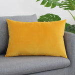 housse velours carrée moderne couleurs vives orange bleu jaune gris fixations