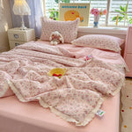 litre couverture fleurs romantique gris rouge blanc dentelle bordure chambre fille