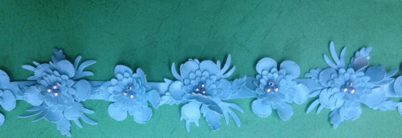 ruban décoratif polyester dentelle fleurs blanc noir bleu clair doré élégant couture bricolage costume