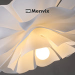 lampe suspendue moderne blanc feuilles ouvertes texture organique salon chambrehôtel