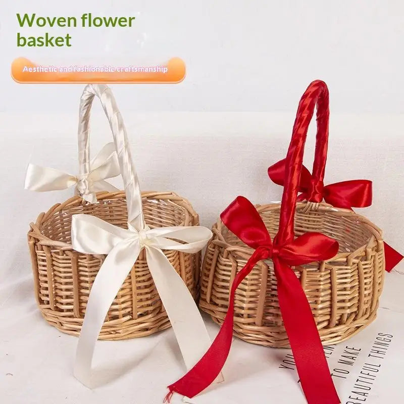 panier rangement tressé bambou anse rubans colorés rustique décor maison filles