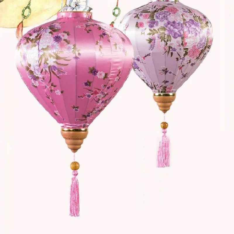 lanternes décoratives fleurs couleurs rose violet bleu rouge traditionnel anneau métallique tassel bois fête