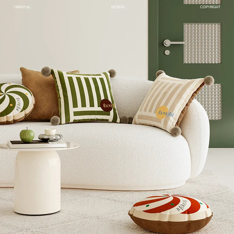 taie d'oreiller carrée velours moderne rayures pompons vert beige noir
